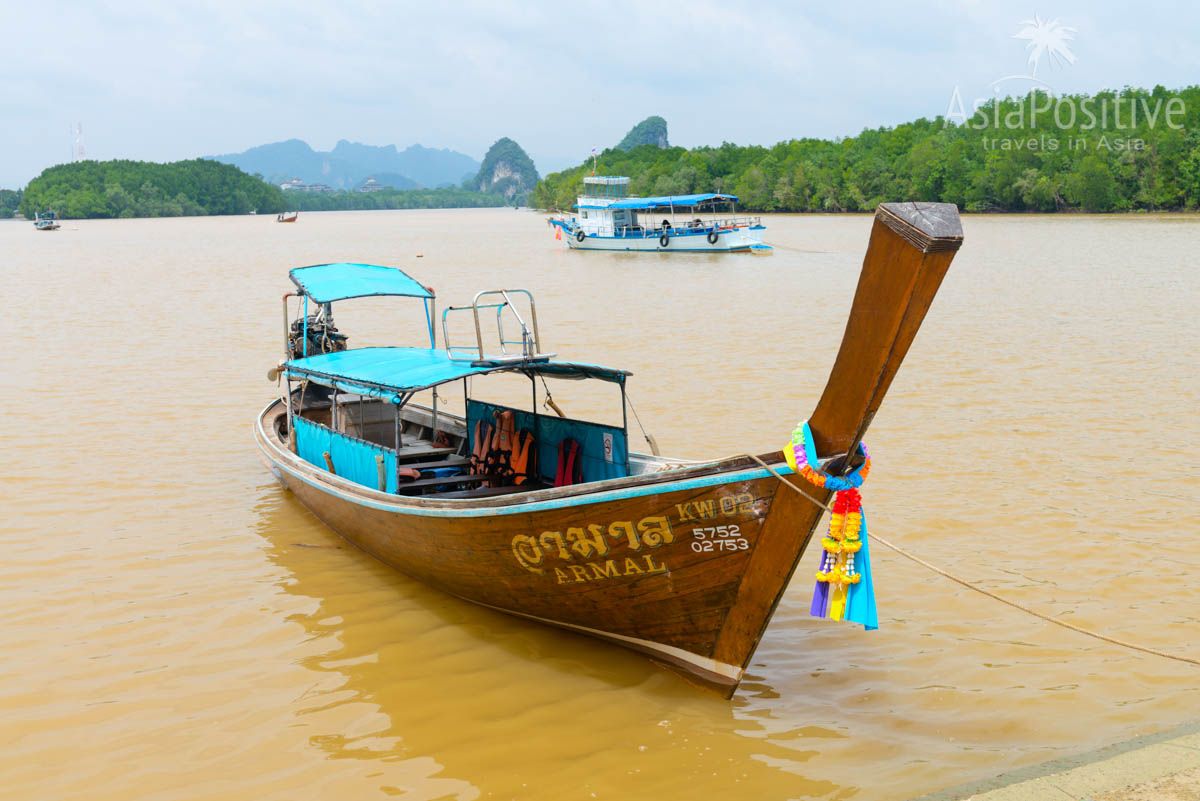 Деревянная лодка для экскурсий по манграм и на остров Ко Кланг (Koh Klang) | Что посмотреть в городе Краби (Таиланд) | Путешествия с AsiaPositive.com